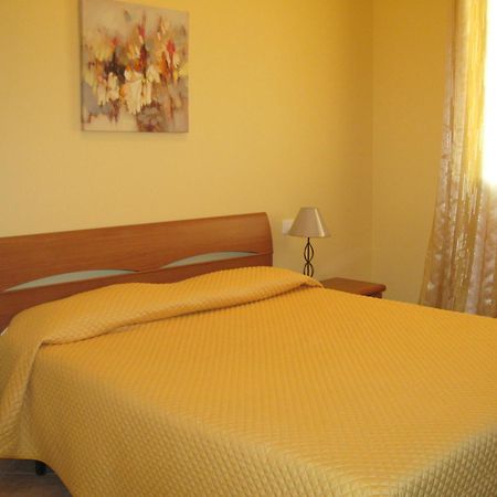 Rosy'S Apartments Trappeto  Luaran gambar