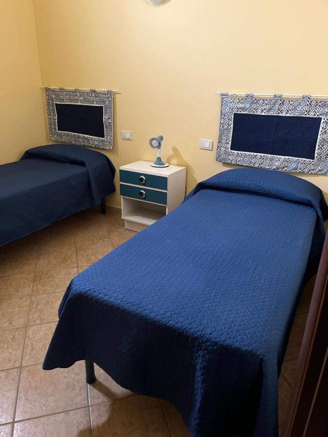 Rosy'S Apartments Trappeto  Luaran gambar