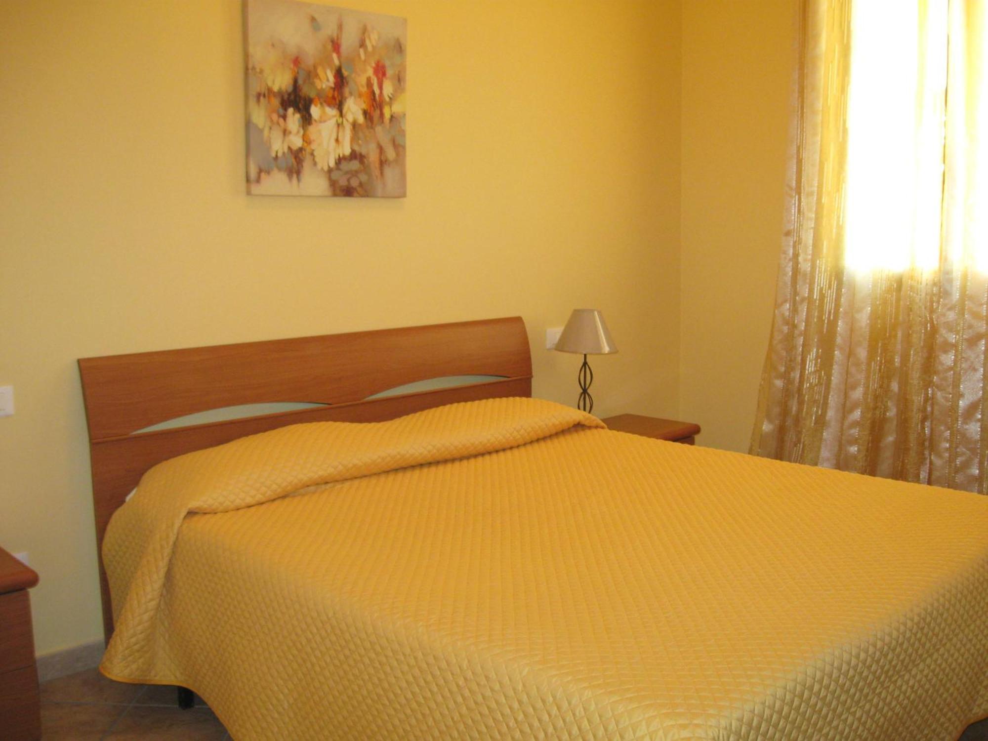Rosy'S Apartments Trappeto  Luaran gambar
