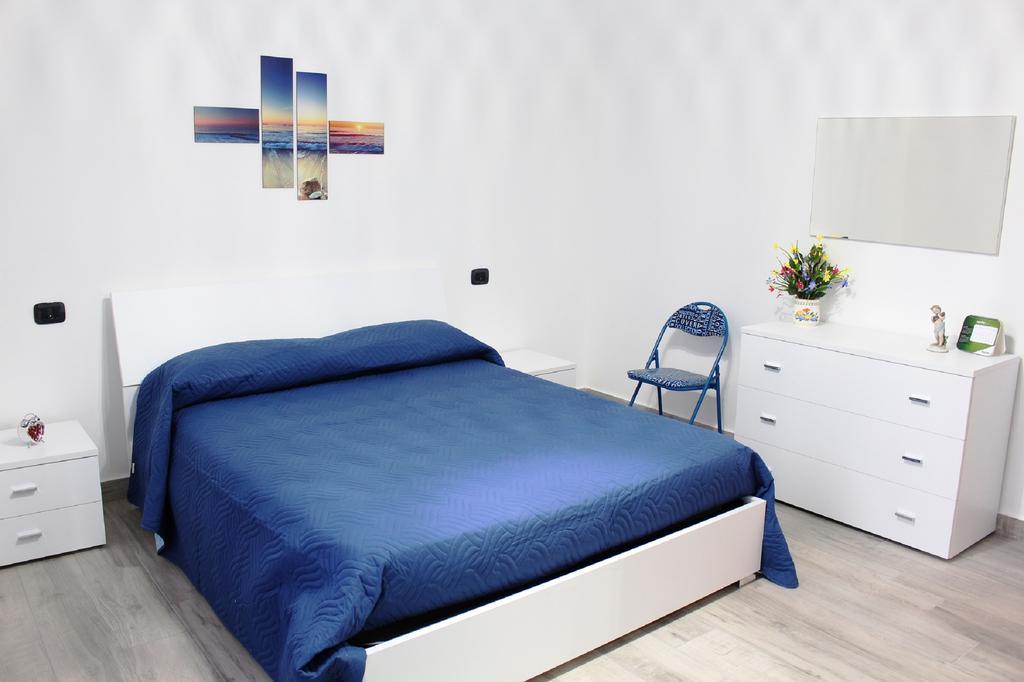 Rosy'S Apartments Trappeto  Luaran gambar