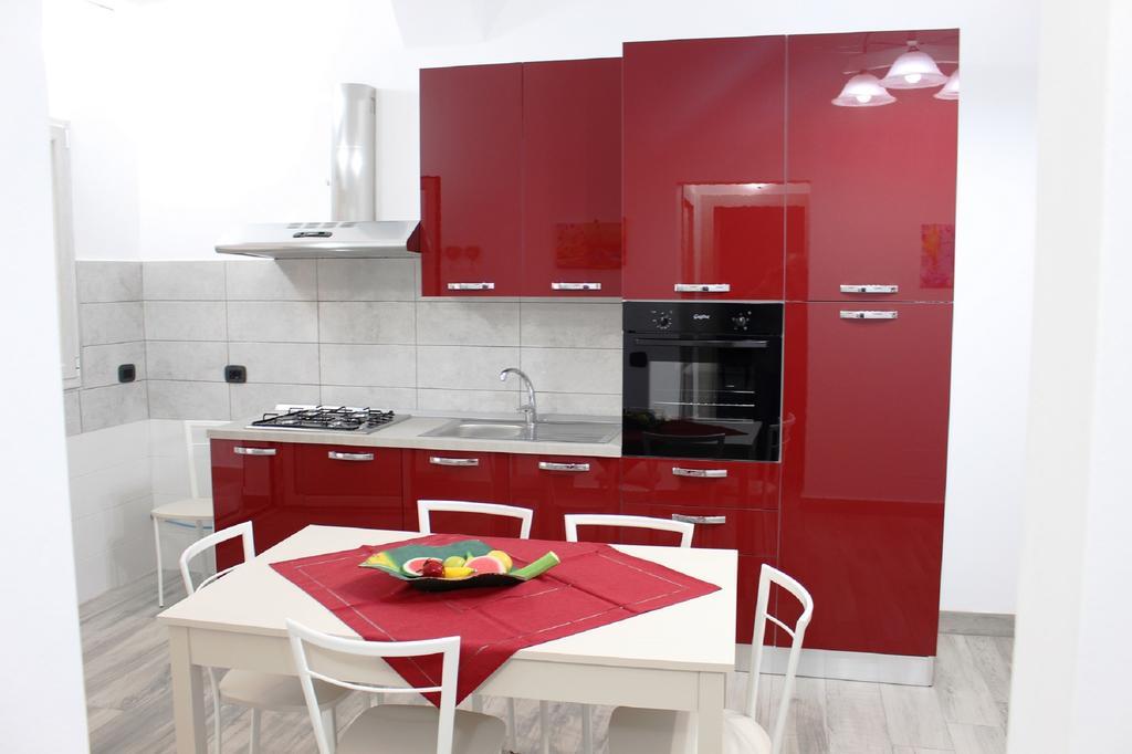 Rosy'S Apartments Trappeto  Luaran gambar