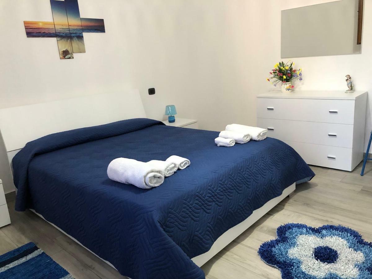 Rosy'S Apartments Trappeto  Luaran gambar