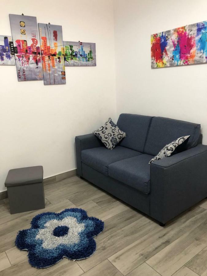 Rosy'S Apartments Trappeto  Luaran gambar
